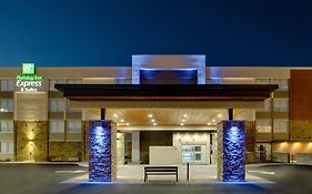 Holiday Inn Express & Suites Wapakoneta By Ihg
